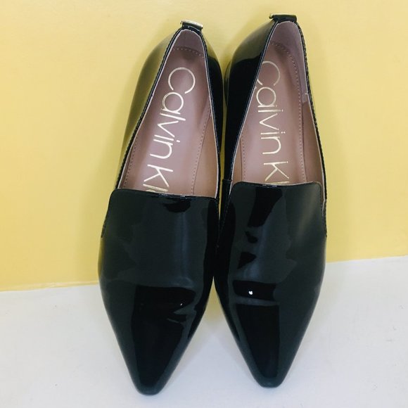 - CALVIN KLEIN Black Patent Flats - Picture 1 of 3